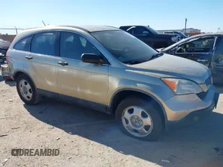 2007 Honda CR-V LX with VIN JHLRE38397C007842, listed as a IAAI auction lot 41411153 with 297,262 mi miles. Bid and sale history available at carsss.com. Image 1.