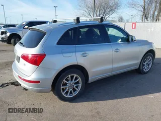 2009 Audi Q5 Premium Plus z VIN WA1KK78R59A021832, wystawiony jako IAAI lot #41735470 z przebiegiem 161 000 mil mil oraz . Historia ofert i sprzedaży dostępna na DreamBid. Obrazek 4.