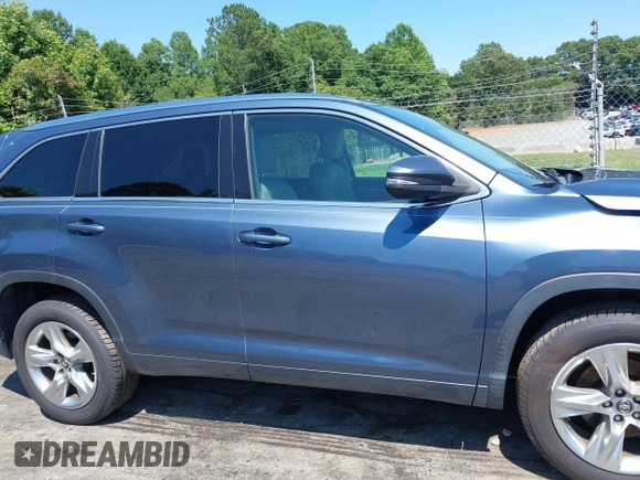 2017 Toyota Highlander Limited z VIN 5TDYZRFH5HS211505, wystawiony jako IAAI lot #42558655 z przebiegiem 127 368 mil mil oraz . Historia ofert i sprzedaży dostępna na DreamBid. Obrazek 13.