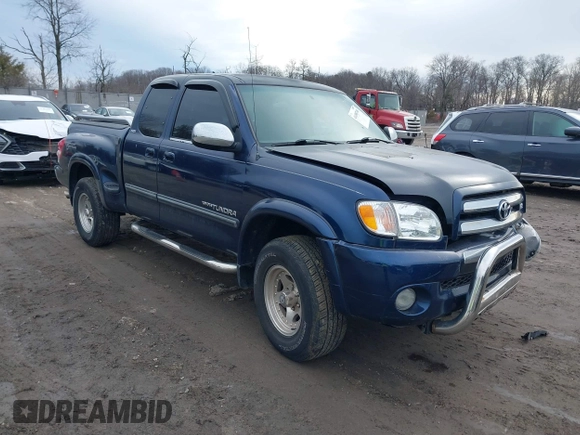 2003 Toyota Tundra SR5 with VIN 5TBBT44143S388838, listed as a IAAI auction lot 41498748 with 180,937 mi miles and . Bid and sale history available at carsss.com. Image 1.