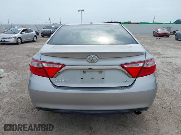 2015 Toyota Camry XLE with VIN 4T1BF1FK1FU036198, listed as a IAAI auction lot 42066857 with 84,619 mi miles. Bid and sale history available at carsss.com. Image 16.
