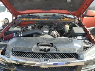 2002 Chevrolet Avalanche with VIN 3GNEK13TX2G303997, listed as a Copart auction lot 76538884 with 0 mi miles and Salvage Title. Bid and sale history available at carsss.com. Image 11.