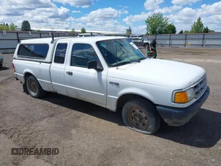 1993 Ford Ranger STX z VIN 1FTCR14U9PPA55778, wystawiony jako IAAI lot #39880016 z przebiegiem 31 405 mil mil oraz . Historia ofert i sprzedaży dostępna na DreamBid. Obrazek 1.