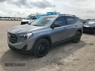 2021 GMC Terrain SLE z VIN 3GKALMEV6ML327409, wystawiony jako Copart lot #54683575 z przebiegiem 54 567 mil mil oraz Czysty tytuł • Clean title. Historia ofert i sprzedaży dostępna na DreamBid. Obrazek 1.