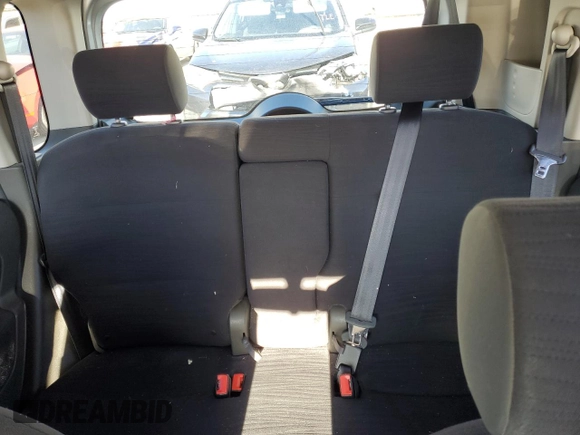 2012 Nissan Cube S z VIN JN8AZ2KR4CT250639, wystawiony jako Copart lot #82915424 z przebiegiem 70 650 mil mil oraz Szkody całkowita. Historia ofert i sprzedaży dostępna na DreamBid. Obrazek 10.