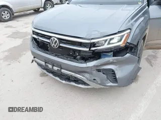 2023 Volkswagen Atlas SE с VIN 1V2HR2CA2PC514187, выставлен на аукционе IAAI как лот 41522880 с пробегом 40 614 миль миль и . История ставок и продаж доступна на DreamBid. Изображение 6.