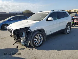 2016 Jeep Cherokee Limited with VIN 1C4PJLDS9GW362991, listed as a Copart auction lot 43724015 with 121,014 mi miles and Salvage Title. Bid and sale history available at carsss.com. Image 1.