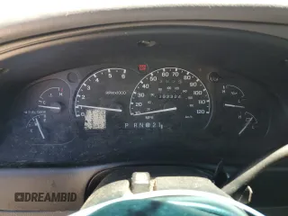 2001 Ford Ranger XL z VIN 1FTYR14V51PB60050, wystawiony jako Copart lot #61659485 z przebiegiem 202 324 mil mil oraz Czysty tytuł • Clean title. Historia ofert i sprzedaży dostępna na DreamBid. Obrazek 9.
