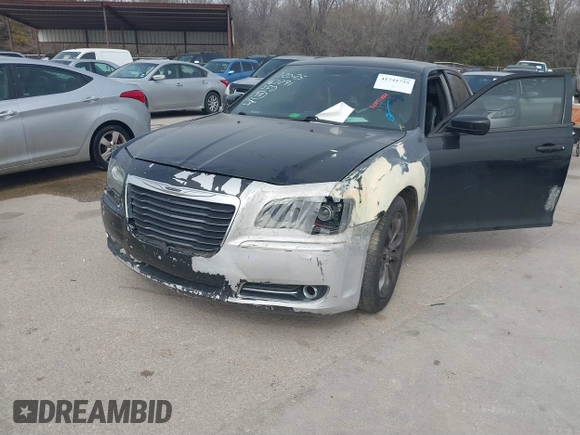 2014 Chrysler 300 with VIN 2C3CCAGG3EH384800, listed as a IAAI auction lot 41818031 with 147,335 mi miles. Bid and sale history available at carsss.com. Image 6.