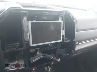 2020 Ford Expedition Limited с VIN 1FMJU2AT6LEA43192, выставлен на аукционе IAAI как лот 42075226 с пробегом Не указан миль и . История ставок и продаж доступна на DreamBid. Изображение 19.