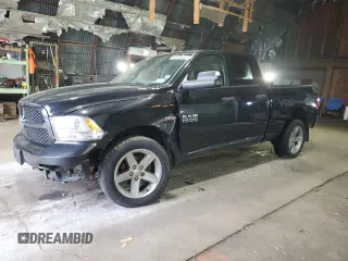2015 Ram 1500 Express z VIN 1C6RR7FT9FS680301, wystawiony jako Copart lot #57076645 z przebiegiem 169 019 mil mil oraz Szkoda całkowita • Salvage title. Historia ofert i sprzedaży dostępna na DreamBid. Obrazek 1.