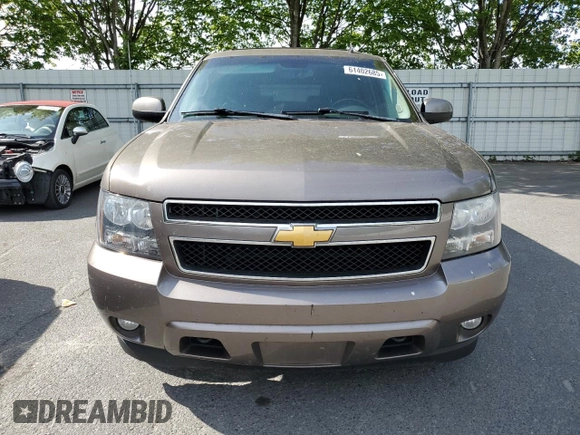 2013 Chevrolet Suburban LT with VIN 1GNSKJE78DR360611, listed as a Copart auction lot 61402685 with 170,864 mi miles and Salvage title. Bid and sale history available at DreamBid. Image 5.