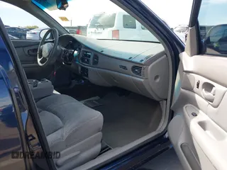 2001 Buick Century Custom with VIN 2G4WS52J711164323, listed as a IAAI auction lot 42120475 with 94,560 mi miles. Bid and sale history available at carsss.com. Image 5.