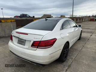 2014 Mercedes-Benz E 350 with VIN WDDKJ8JB8EF250312, listed as a Copart auction lot 54257595 with 155,164 mi miles and Clean Title. Bid and sale history available at DreamBid. Image 4.