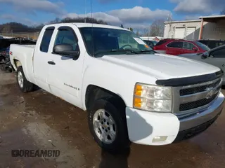 2008 Chevrolet Silverado 1500 1LT with VIN 2GCEK19J081239520, listed as a IAAI auction lot 41688417 with 288,432 mi miles and . Bid and sale history available at DreamBid. Image 1.