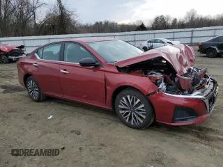 2024 Nissan Altima 2.5 SV with VIN 1N4BL4DV5RN358326, listed as a Copart auction lot 45193895 with 17,883 mi miles and Salvage Title. Bid and sale history available at carsss.com. Image 4.