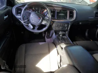 2018 Dodge Charger R/T z VIN 2C3CDXCT2JH337075, wystawiony jako Copart lot #43045115 z przebiegiem 99 284 mil mil oraz Nie do naprawy • Non repairable. Historia ofert i sprzedaży dostępna na DreamBid. Obrazek 8.