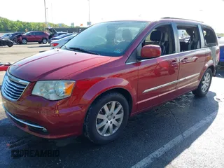 2013 Chrysler Town & Country Touring z VIN 2C4RC1BG0DR808746, wystawiony jako IAAI lot #42211342 z przebiegiem 117 542 mil mil oraz . Historia ofert i sprzedaży dostępna na DreamBid. Obrazek 2.