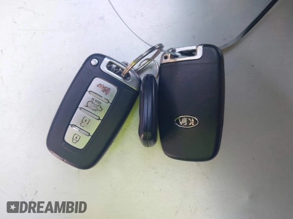 2013 Kia Sorento EX with VIN 5XYKUDA65DG352577, listed as a IAAI auction lot 42174829 with 175,500 mi miles and . Bid and sale history available at DreamBid. Image 11.
