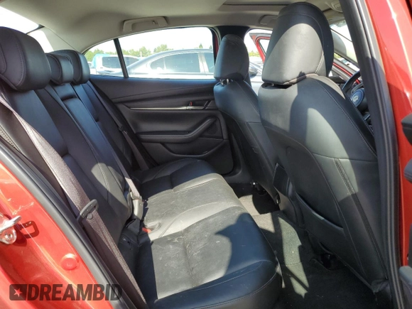 2022 Mazda 3 Carbon Edition z VIN JM1BPACL2N1506916, wystawiony jako Copart lot #54924185 z przebiegiem 71 622 mil mil oraz Szkoda całkowita • Salvage title. Historia ofert i sprzedaży dostępna na DreamBid. Obrazek 10.