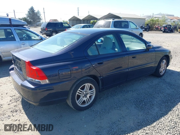 2006 Volvo S60 2.5L Turbo with VIN YV1RS592262505676, listed as a IAAI auction lot 42100182 with 139,714 mi miles. Bid and sale history available at carsss.com. Image 4.