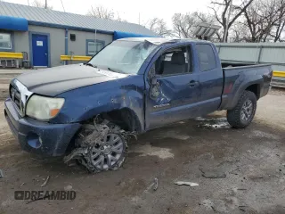 2005 Toyota Tacoma with VIN 5TEUU42N75Z069152, listed as a Copart auction lot 45489785 with 113,114 mi miles and Salvage Title. Bid and sale history available at DreamBid. Image 1.