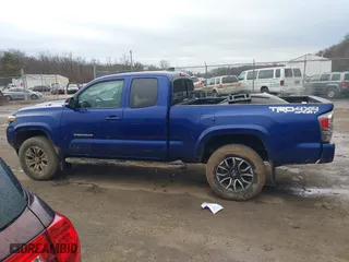 2022 Toyota Tacoma 4WD SR with VIN 3TYSZ5AN1NT098292, listed as a IAAI auction lot 41145029 with 48,853 mi miles. Bid and sale history available at carsss.com. Image 14.