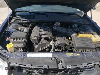 2005 Dodge Magnum z VIN 2D4FV48T15H571133, wystawiony jako Copart lot #70081914 z przebiegiem 176 046 mil mil oraz Szkoda całkowita • Salvage title. Historia ofert i sprzedaży dostępna na DreamBid. Obrazek 11.