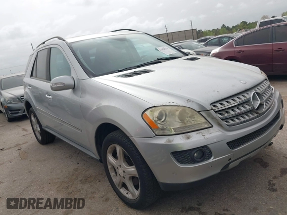 2008 Mercedes-Benz M 350 with VIN 4JGBB86E88A367427, listed as a IAAI auction lot 41828726 with 102,147 mi miles and . Bid and sale history available at DreamBid. Image 1.