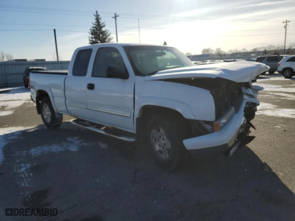 2007 Chevrolet Silverado 1500 Classic LT3 with VIN 1GCEK19B67Z182318, listed as a Copart auction lot 82414904 with 0 mi miles and Salvage Title. Bid and sale history available at carsss.com. Image 4.