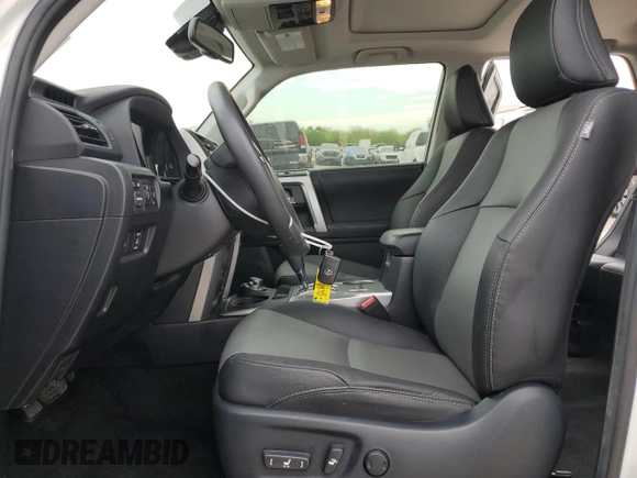 2021 Toyota 4Runner SR5 Premium with VIN JTENU5JR4M5872688, listed as a Copart auction lot 48502715 with 57,409 mi miles and Clean title. Bid and sale history available at DreamBid. Image 7.