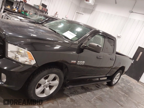 2015 Ram 1500 Tradesman z VIN 1C6RR7FT8FS752704, wystawiony jako IAAI lot #42200914 z przebiegiem 131 275 mil mil oraz . Historia ofert i sprzedaży dostępna na DreamBid. Obrazek 14.