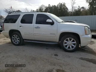 2010 GMC Yukon Denali with VIN 1GKUCEEF8AR289245, listed as a Copart auction lot 41690285 with 224,122 mi miles and Salvage Title. Bid and sale history available at carsss.com. Image 4.