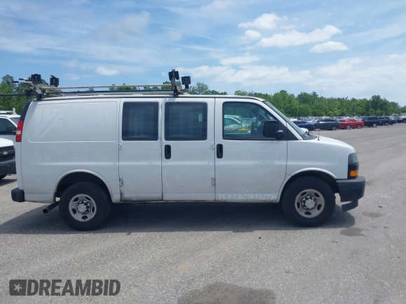 2018 Chevrolet Express Cargo с VIN 1GCWGAFG6J1268224, выставлен на аукционе IAAI как лот 42125963 с пробегом 165 553 миль миль и . История ставок и продаж доступна на DreamBid. Изображение 13.