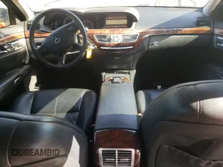 2007 Mercedes-Benz S 550 with VIN WDDNG71X07A053622, listed as a Copart auction lot 53254235 with 147,010 mi miles and Salvage Title. Bid and sale history available at DreamBid. Image 8.