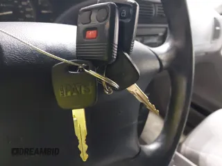 2000 Ford Explorer XLS с VIN 1FMZU72X1YZC58027, выставлен на аукционе IAAI как лот 42529915 с пробегом 186 359 миль миль и . История ставок и продаж доступна на DreamBid. Изображение 11.