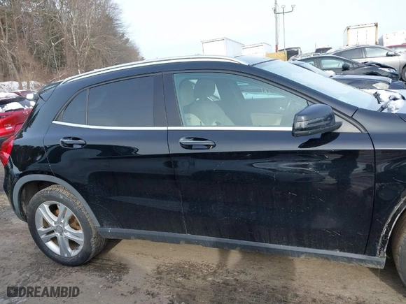 2018 Mercedes-Benz GLA with VIN WDCTG4GB4JJ370798, listed as a IAAI auction lot 41505371 with 182,592 mi miles. Bid and sale history available at carsss.com. Image 14.