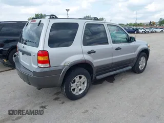 2006 Ford Escape XLT с VIN 1FMYU03176KC04783, выставлен на аукционе IAAI как лот 42464989 с пробегом 145 348 миль миль и . История ставок и продаж доступна на DreamBid. Изображение 4.