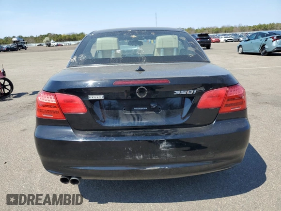 2011 BMW 3 Series 328i z VIN WBADW7C57BE443605, wystawiony jako Copart lot #52906565 z przebiegiem 48 968 mil mil oraz Szkoda całkowita • Salvage title. Historia ofert i sprzedaży dostępna na DreamBid. Obrazek 6.