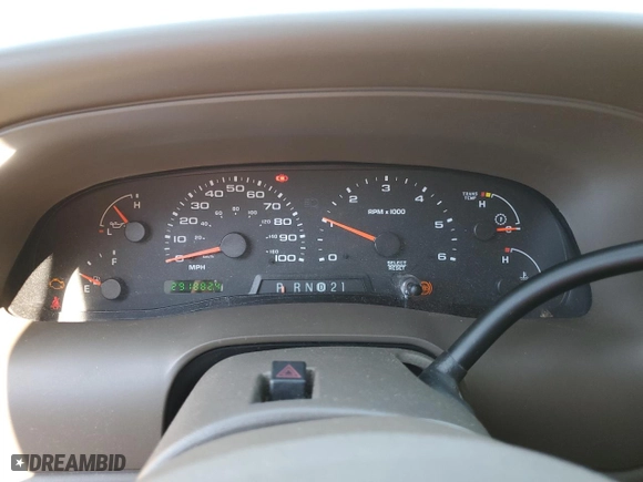 2004 Ford Excursion Limited with VIN 1FMNU42L04EC12023, listed as a Copart auction lot 75476233 with 291,882 mi miles and Salvage Title. Bid and sale history available at carsss.com. Image 9.