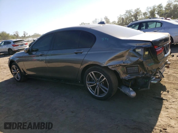 2019 BMW 7 Series 750i xDrive with VIN WBA7F2C50KB239939, listed as a Copart auction lot 71410423 with 52,428 mi miles. Bid and sale history available at carsss.com. Image 2.