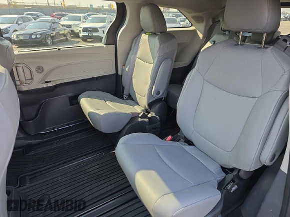 2024 Toyota Sienna XLE with VIN 5TDJSKFC3RS129744, listed as a Copart auction lot 48177895 with 9,224 mi miles and Salvage Title. Bid and sale history available at DreamBid. Image 12.