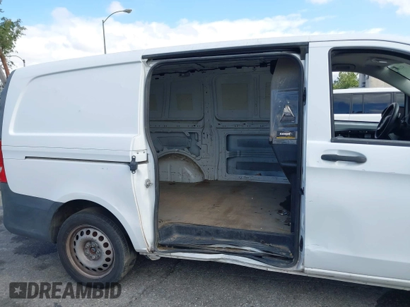 2017 Mercedes-Benz Metris Cargo with VIN WD3PG2EAXH3301693, listed as a IAAI auction lot 42233752 with 125,820 mi miles and . Bid and sale history available at DreamBid. Image 6.