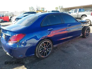2019 Mercedes-Benz C 300 with VIN 55SWF8EB4KU293518, listed as a IAAI auction lot 40725296 with 61,745 mi miles and . Bid and sale history available at carsss.com. Image 4.