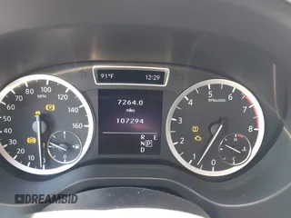 2018 Infiniti QX30 Premium z VIN SJKCH5CP5JA006199, wystawiony jako IAAI lot #42673215 z przebiegiem 107 294 mil mil oraz . Historia ofert i sprzedaży dostępna na DreamBid. Obrazek 7.