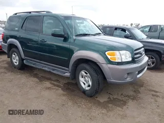 2002 Toyota Sequoia SR5 with VIN 5TDZT34A72S064135, listed as a IAAI auction lot 42052020 with 184,623 mi miles and . Bid and sale history available at carsss.com. Image 1.