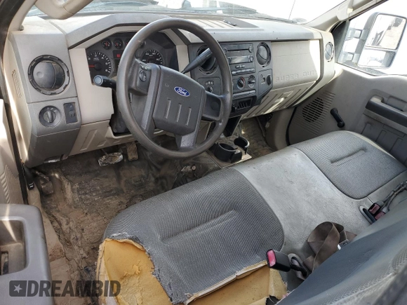 2008 Ford F-350 with VIN 1FDWX31598EB26109, listed as a Copart auction lot 45018785 with 69,484 mi miles and Clean title. Bid and sale history available at DreamBid. Image 8.