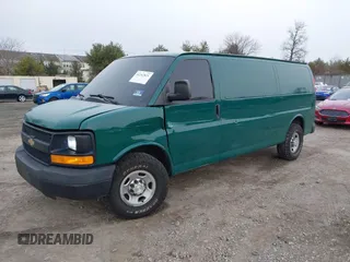 2014 Chevrolet Express Cargo Van with VIN 1GCWGGCAXE1198199, listed as a IAAI auction lot 41242821 with 274,446 mi miles. Bid and sale history available at carsss.com. Image 17.