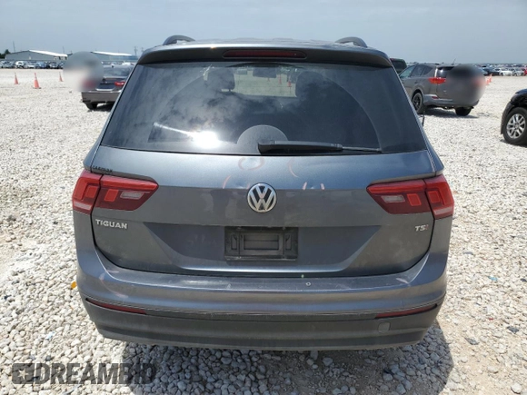 2018 Volkswagen Tiguan S z VIN 3VV1B7AX9JM068669, wystawiony jako Copart lot #56676365 z przebiegiem 178 679 mil mil oraz Szkoda całkowita • Salvage title. Historia ofert i sprzedaży dostępna na DreamBid. Obrazek 6.