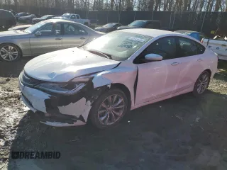 2015 Chrysler 200 S with VIN 1C3CCCBG9FN757009, listed as a Copart auction lot 46372635 with 82,536 mi miles and Salvage Title. Bid and sale history available at carsss.com. Image 1.